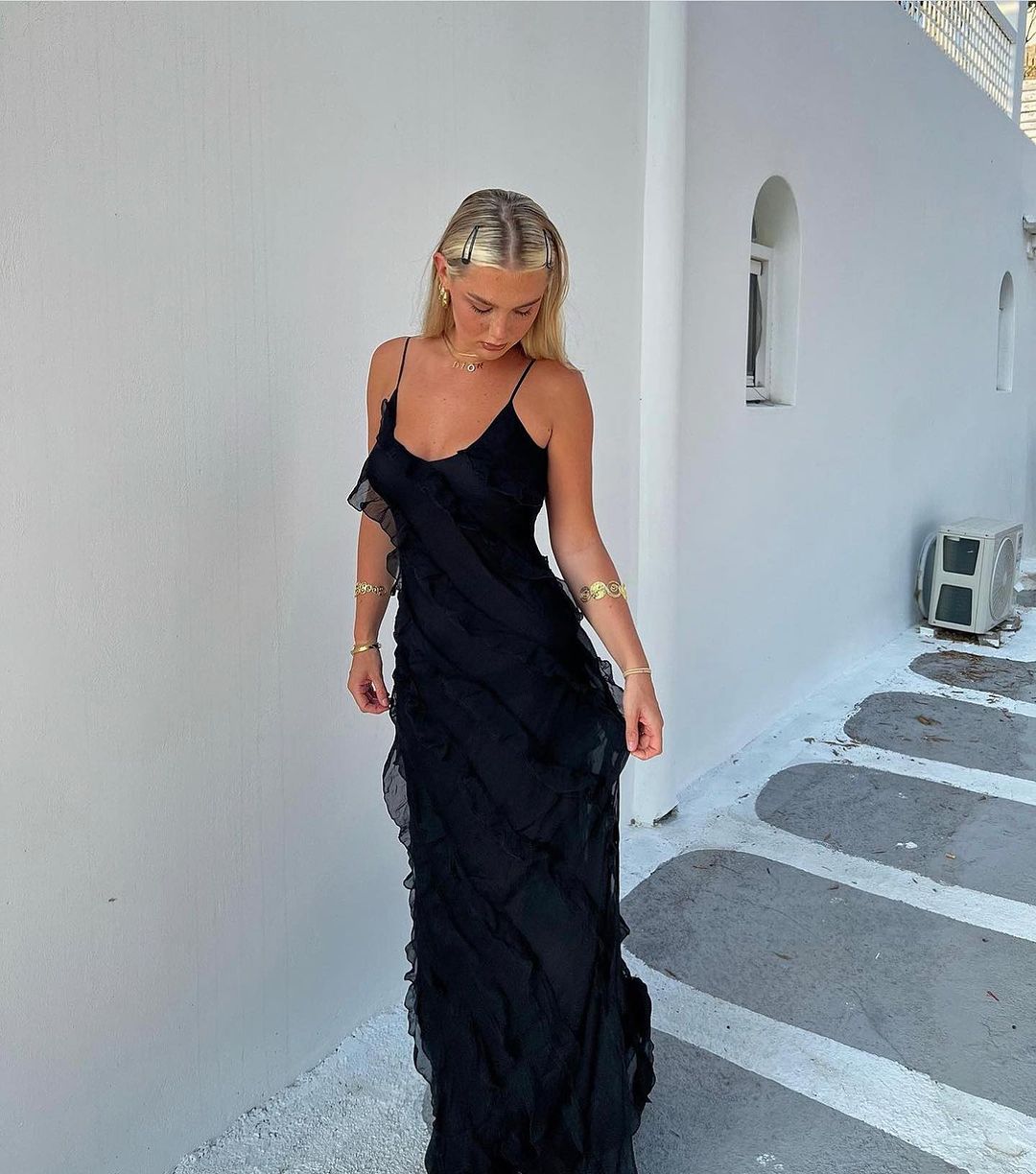 Valestra™ - Ruffle Statement Dress