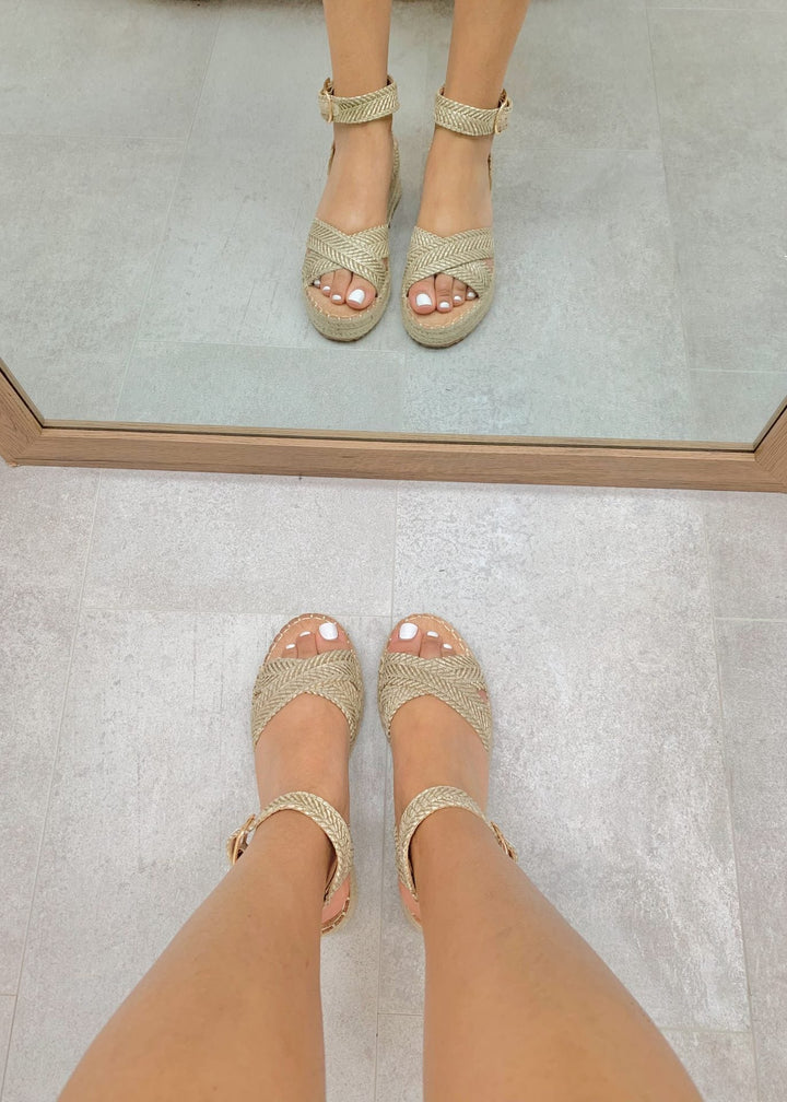 Kelsey - Delicate Comfy Sandals