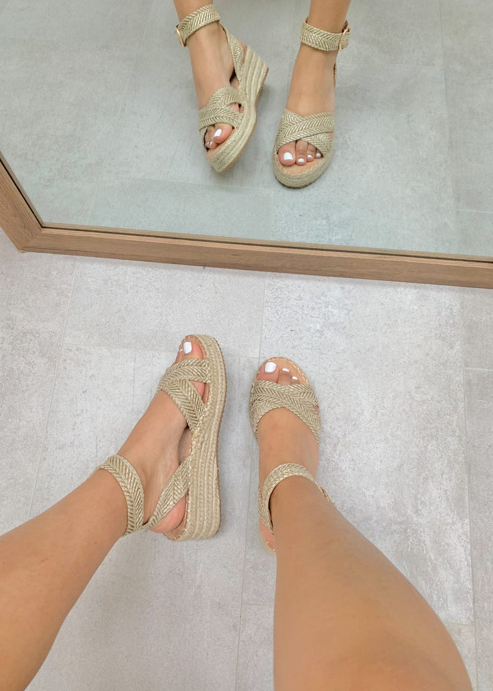 Kelsey - Delicate Comfy Sandals