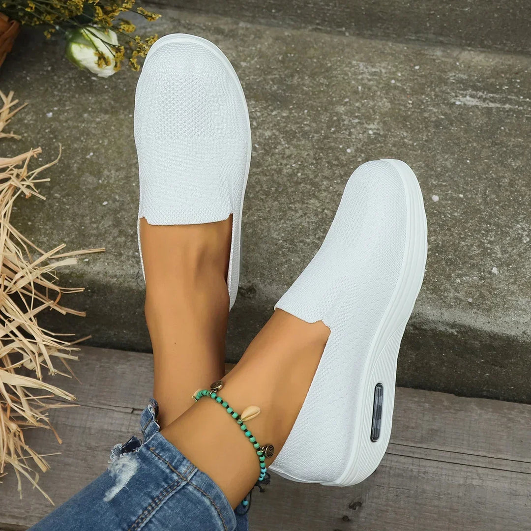 Trevia™ – Streamlined Comfort Sneakers