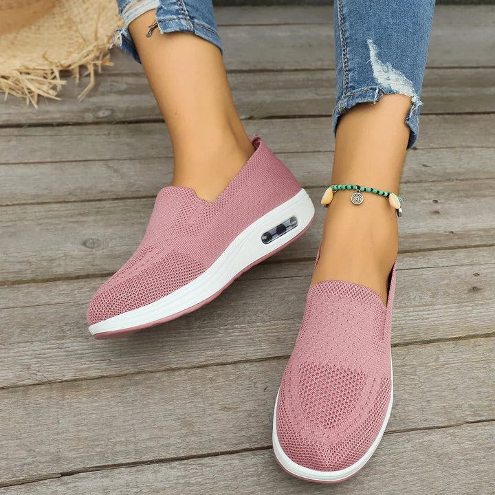 Trevia™ – Streamlined Comfort Sneakers
